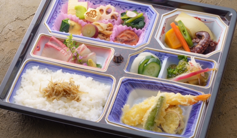 お弁当のお持ち帰り